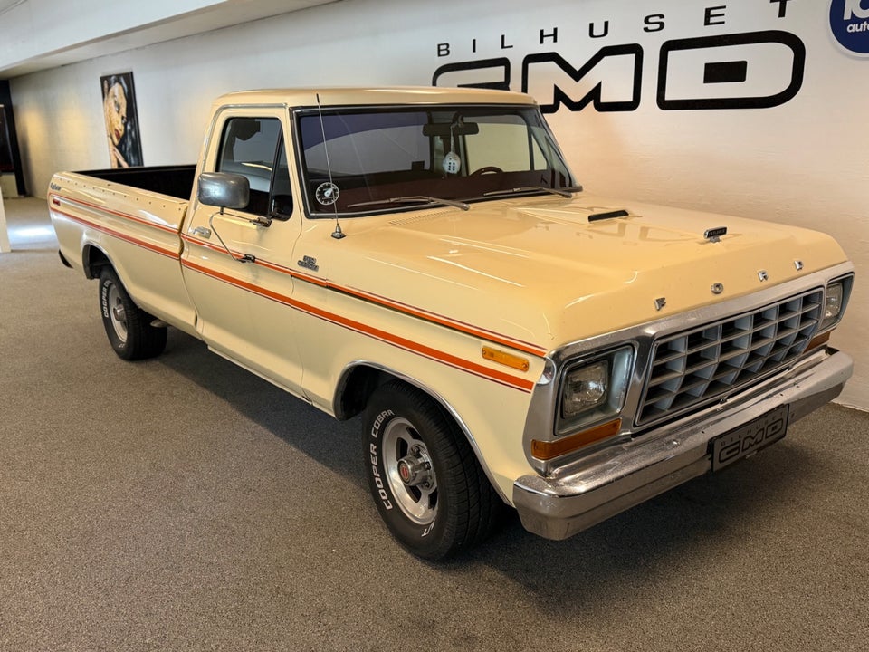 Ford F-150 5,0 Custom aut. 2d