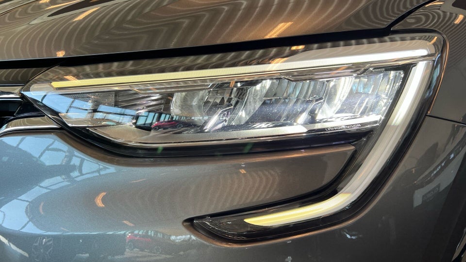 Renault Arkana 1,6 E-Tech Intens 5d