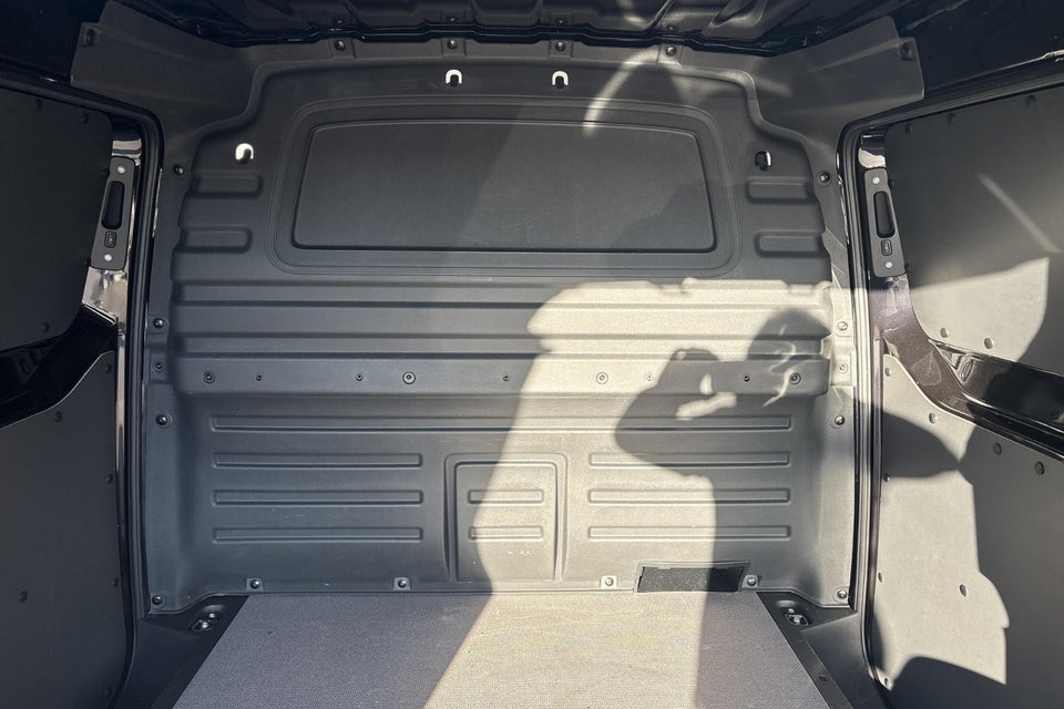 VW ID.Buzz 79 Cargo Comfort+