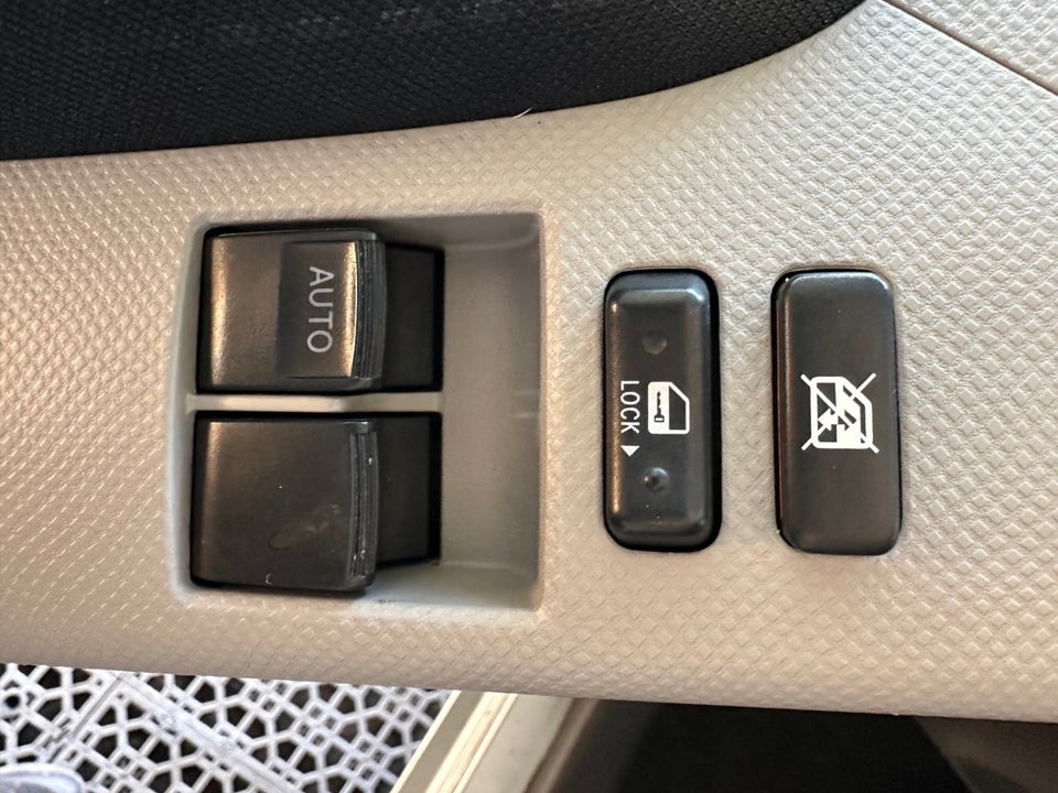 Toyota Yaris 1,0 Luna M/M 5d