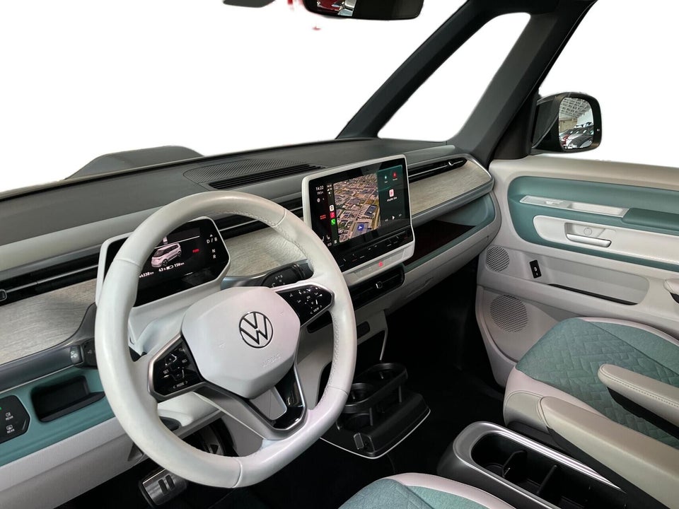 VW ID. Buzz 77 Pro SWB 5d