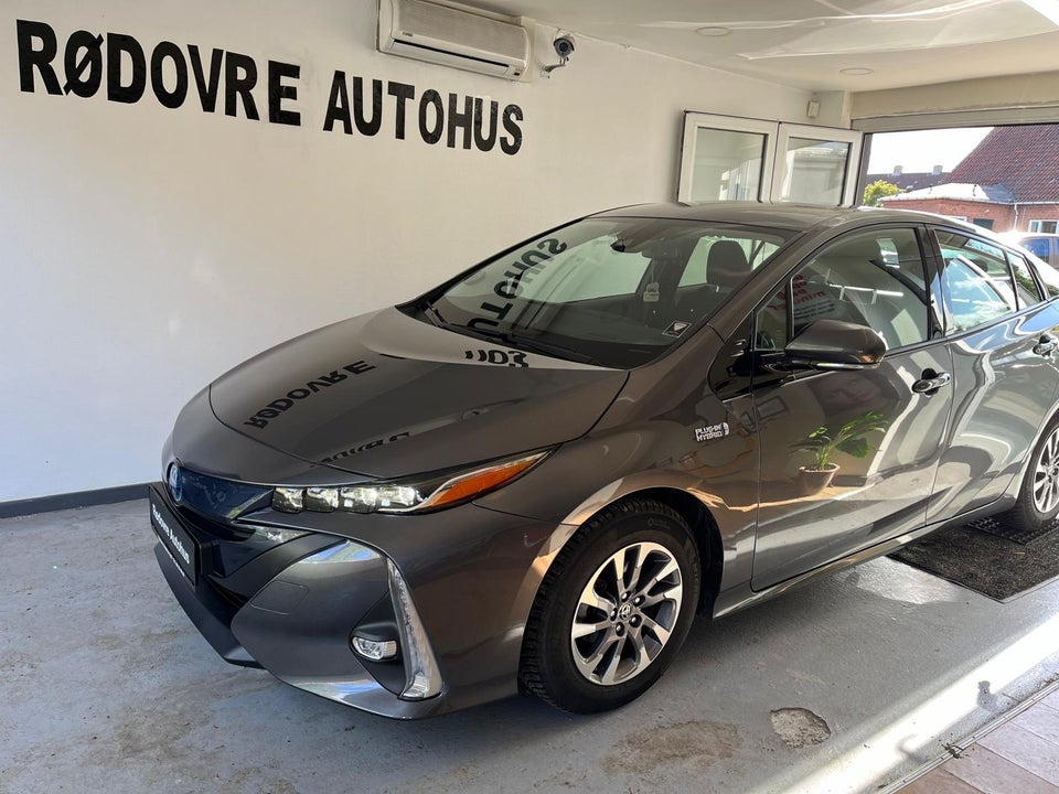 Toyota Prius 1,8 Plug-in Hybrid H3 MDS 5d