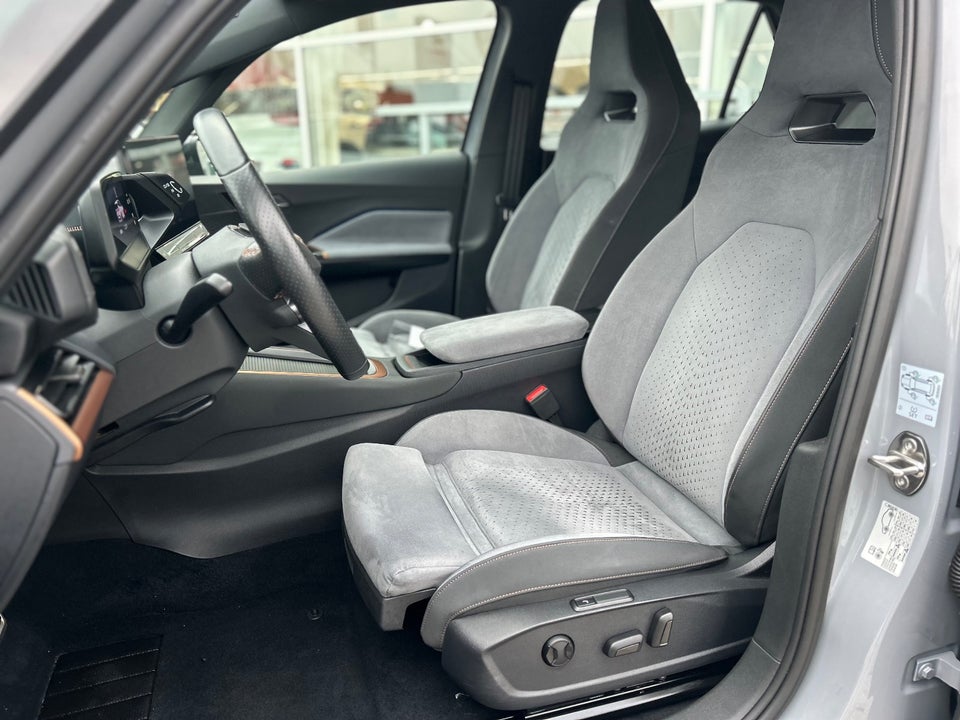 Cupra Born 77 e-Boost Dinamica Pack High 5d