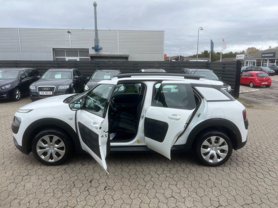 Citroën C4 Cactus 1,2 PureTech 82 Feel 5d