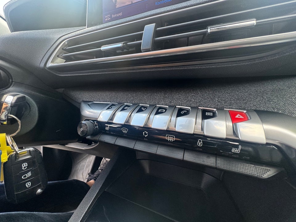 Peugeot 5008 1,5 BlueHDi 130 Allure 7prs 5d