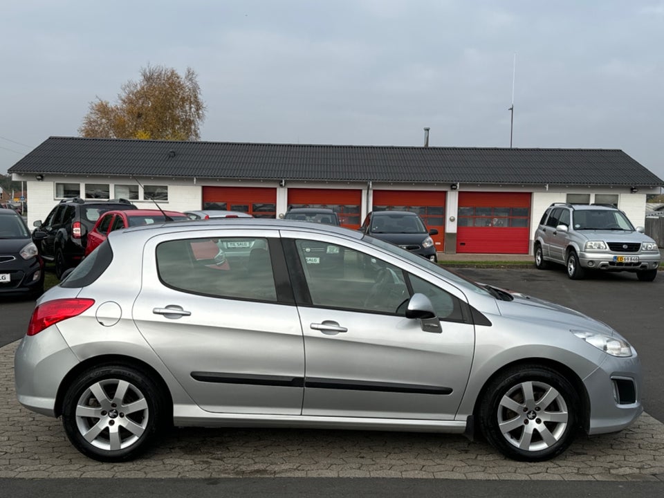 Peugeot 308 1,6 HDi 92 Access 5d