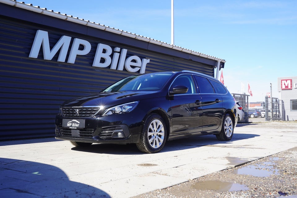 Peugeot 308 1,5 BlueHDi 130 Allure Grand SW 5d
