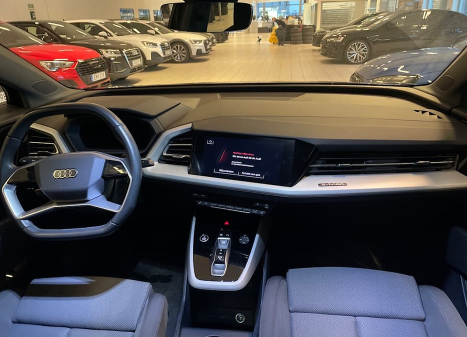 Audi Q4 e-tron 40 Advanced 5d