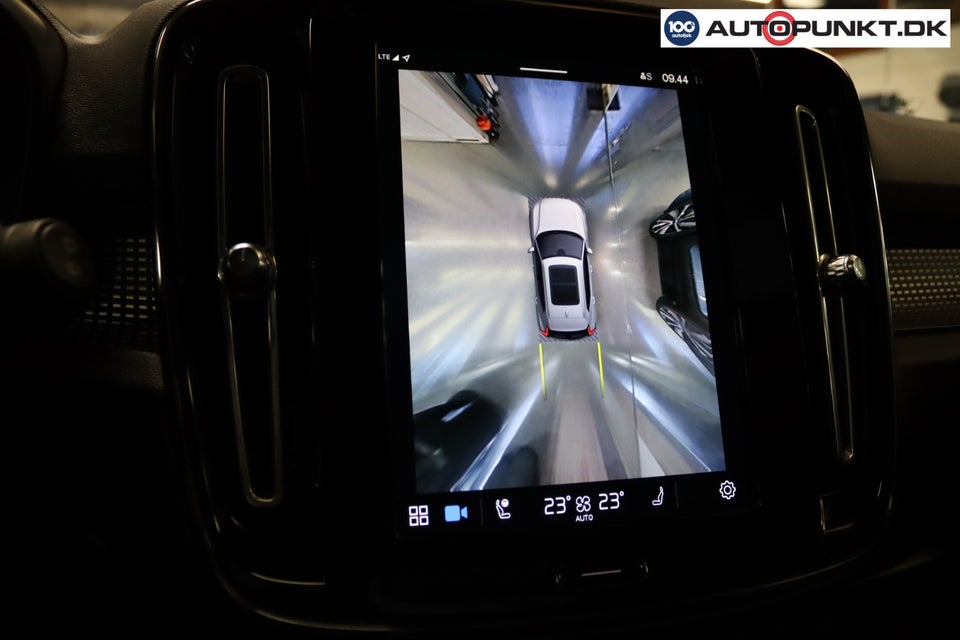 Volvo XC40 P6 ReCharge Pro 5d