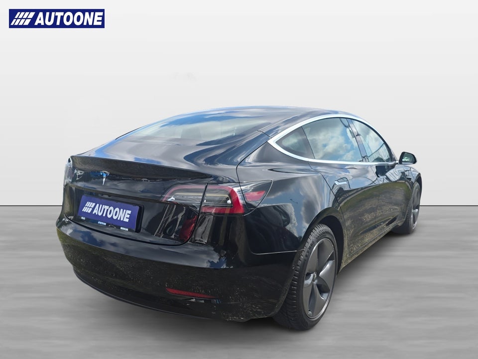 Tesla Model 3 Standard Range+ RWD 4d