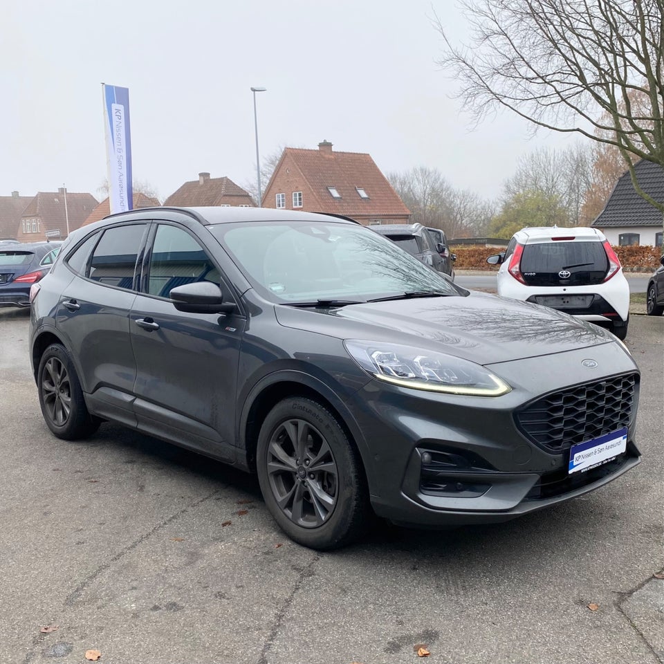 Ford Kuga 2,5 PHEV ST-Line CVT 5d