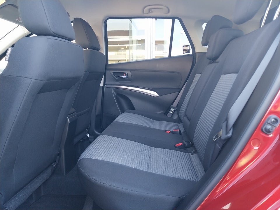 Suzuki S-Cross 1,5 S-Hybrid Active AGS 5d