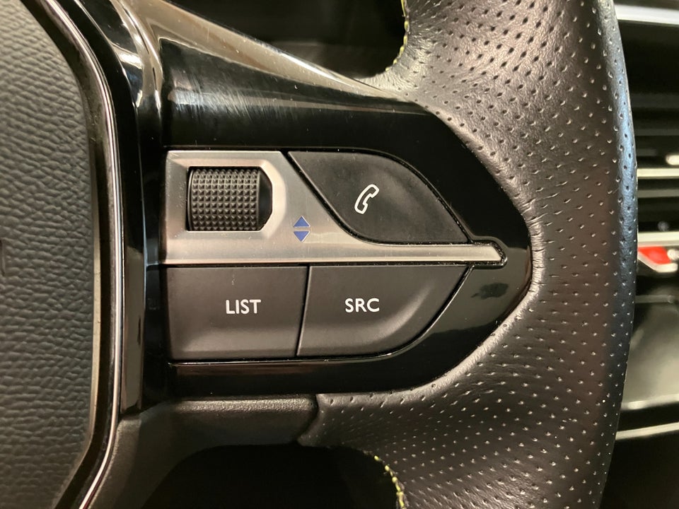 Peugeot e-2008 50 GT Line 5d