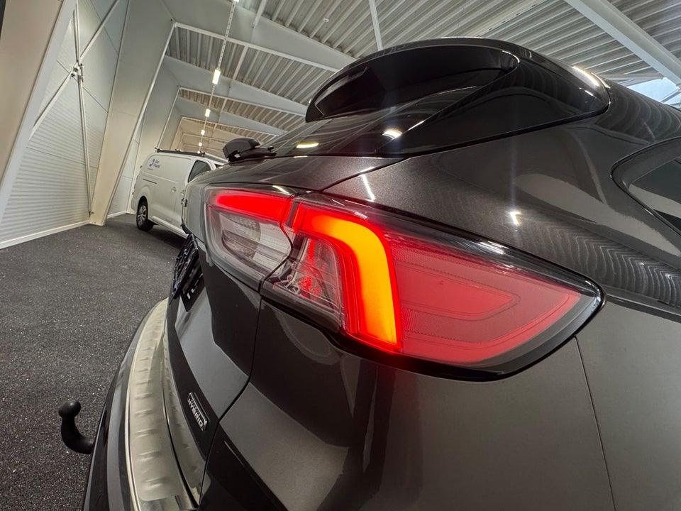 Ford Kuga 2,5 PHEV ST-Line X CVT 5d