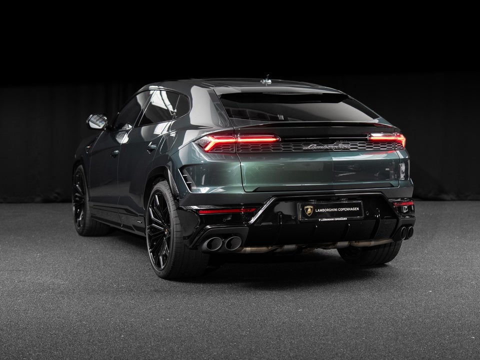 Lamborghini Urus 4,0 SE 5d