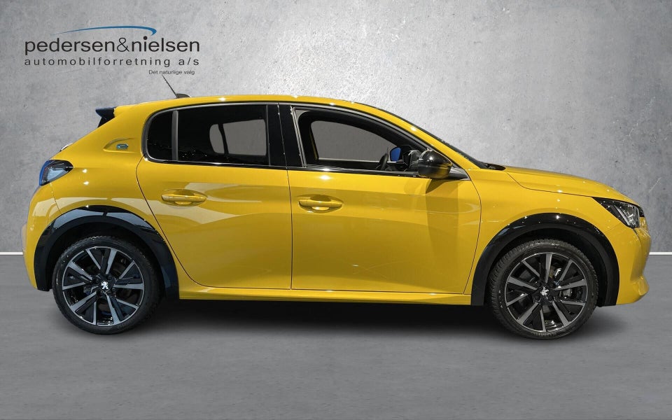 Peugeot e-208 50 GT 5d