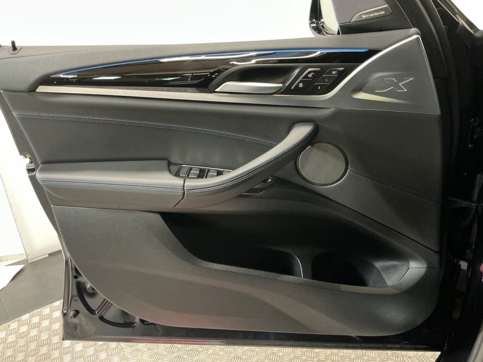 BMW iX3 Charged Plus M-Sport 5d