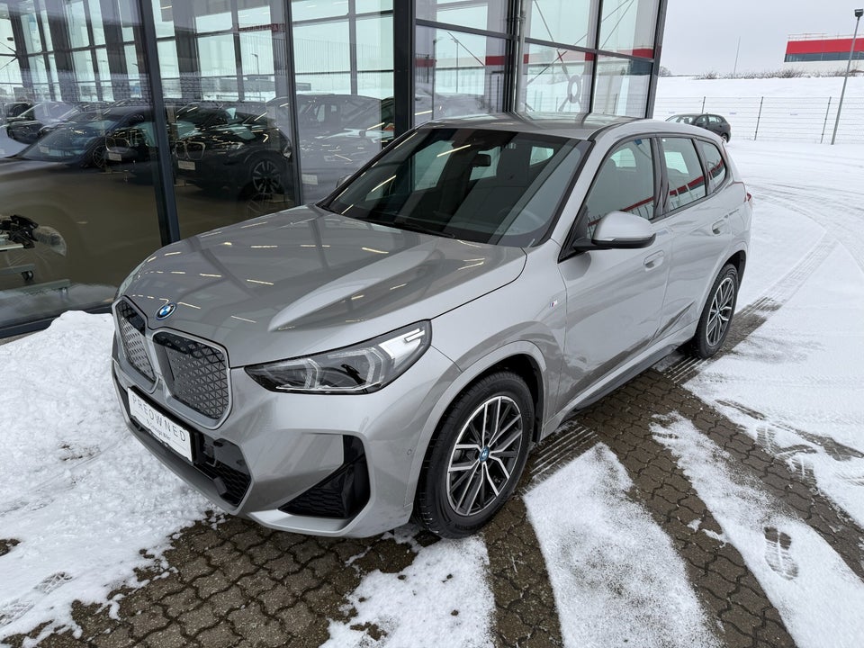 BMW iX1 eDrive20 M-Sport 5d