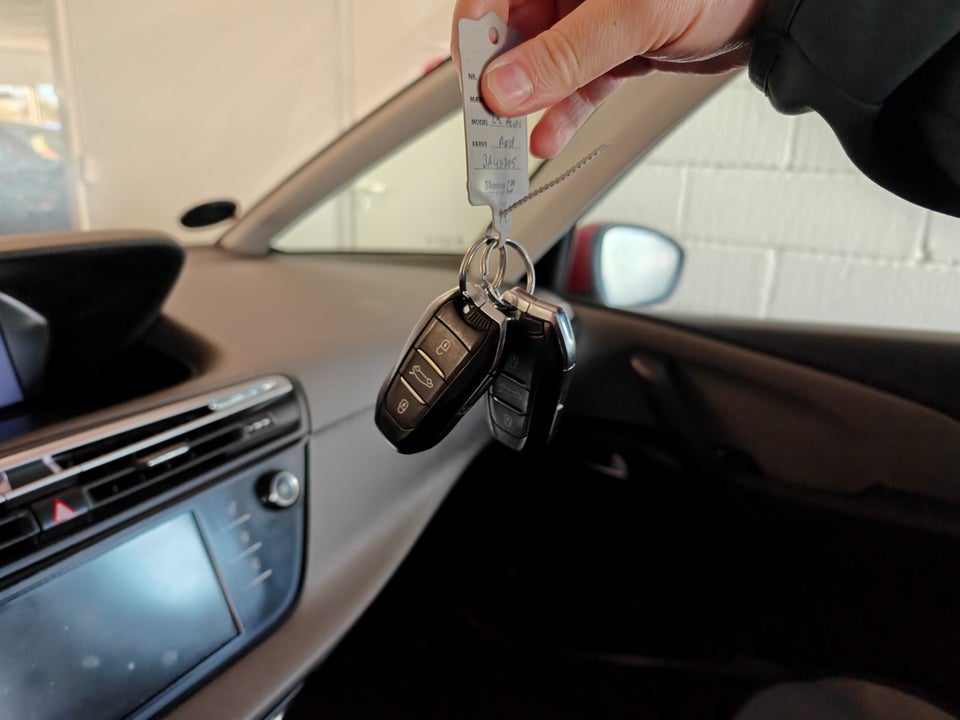 Citroën C4 Picasso 1,2 PureTech 130 Intensive 5d