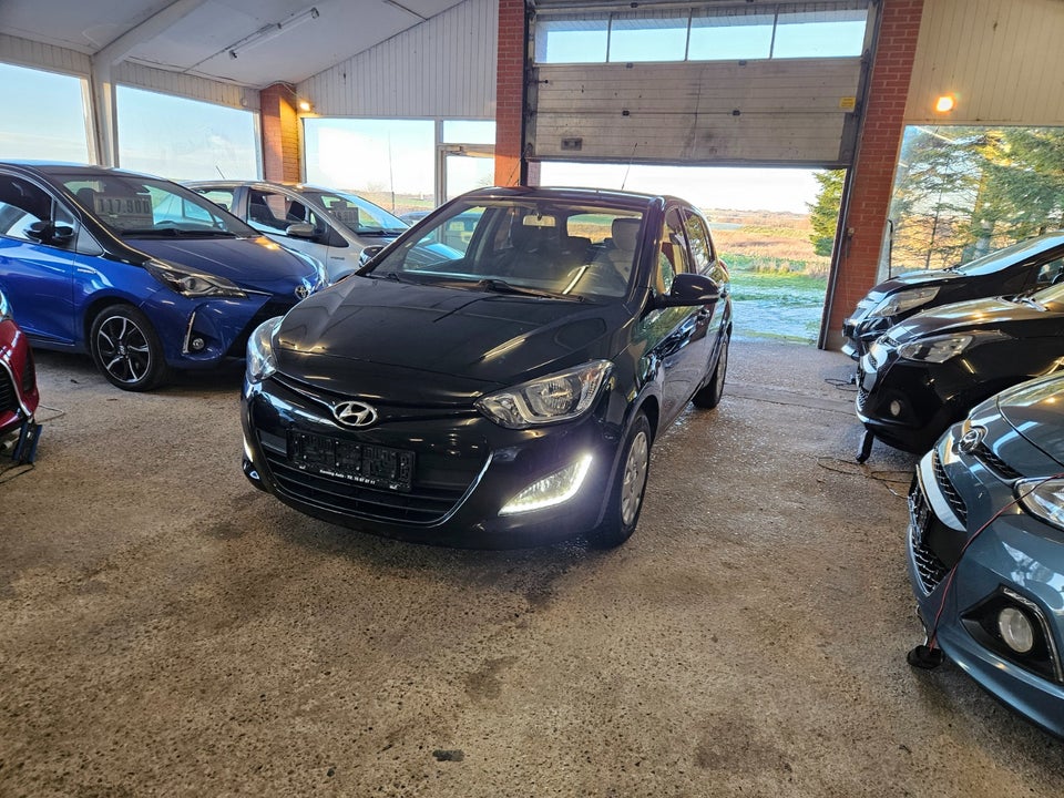 Hyundai i20 1,25 Classic XTR 5d