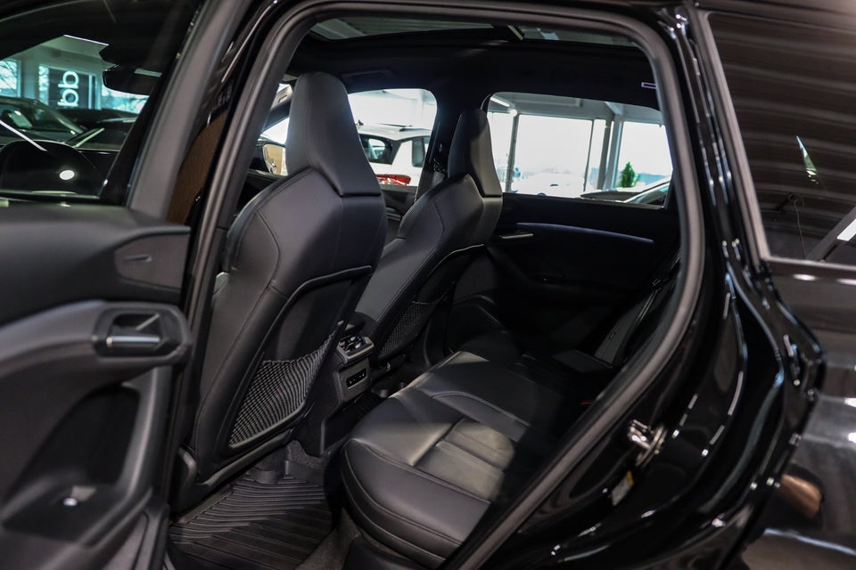 Audi Q6 e-tron Ultra quattro 5d