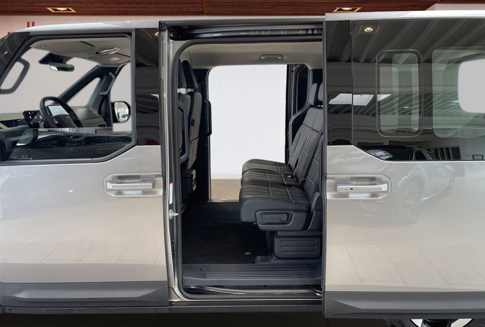 Kia PV5 71 Long Range Upgrade 5d