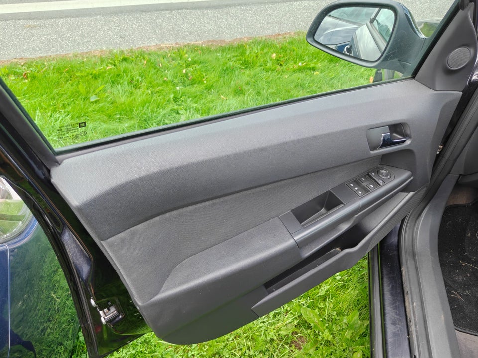Opel Astra 1,6 16V 115 Classic Wagon 5d