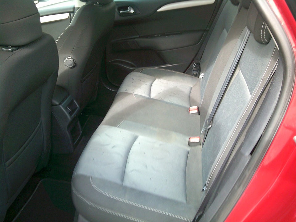 Citroën C4 1,6 HDi 110 Seduction 5d