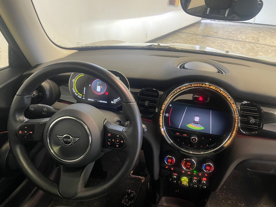 MINI Cooper SE Classic Trim 3d