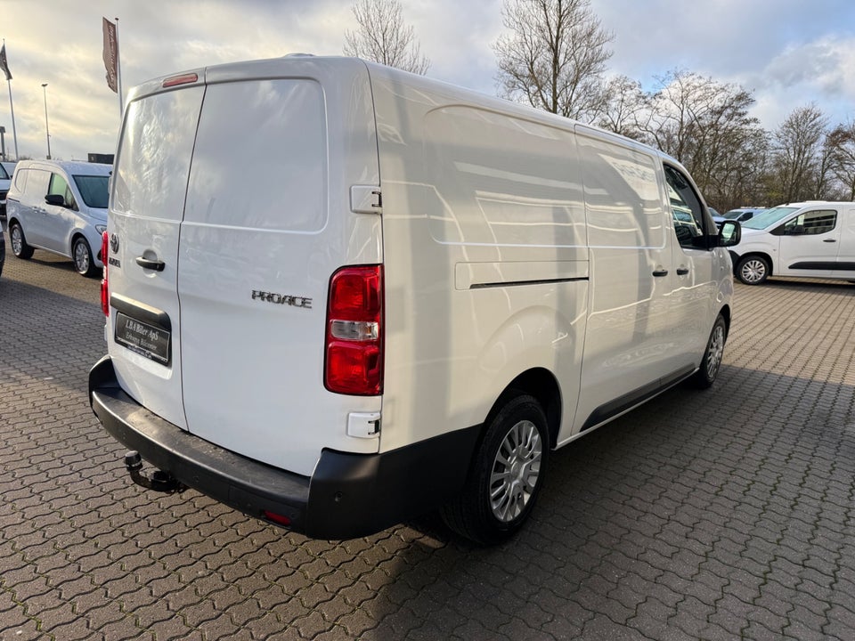 Toyota ProAce 2,0 D 144 Long Comfort Master aut. 4d