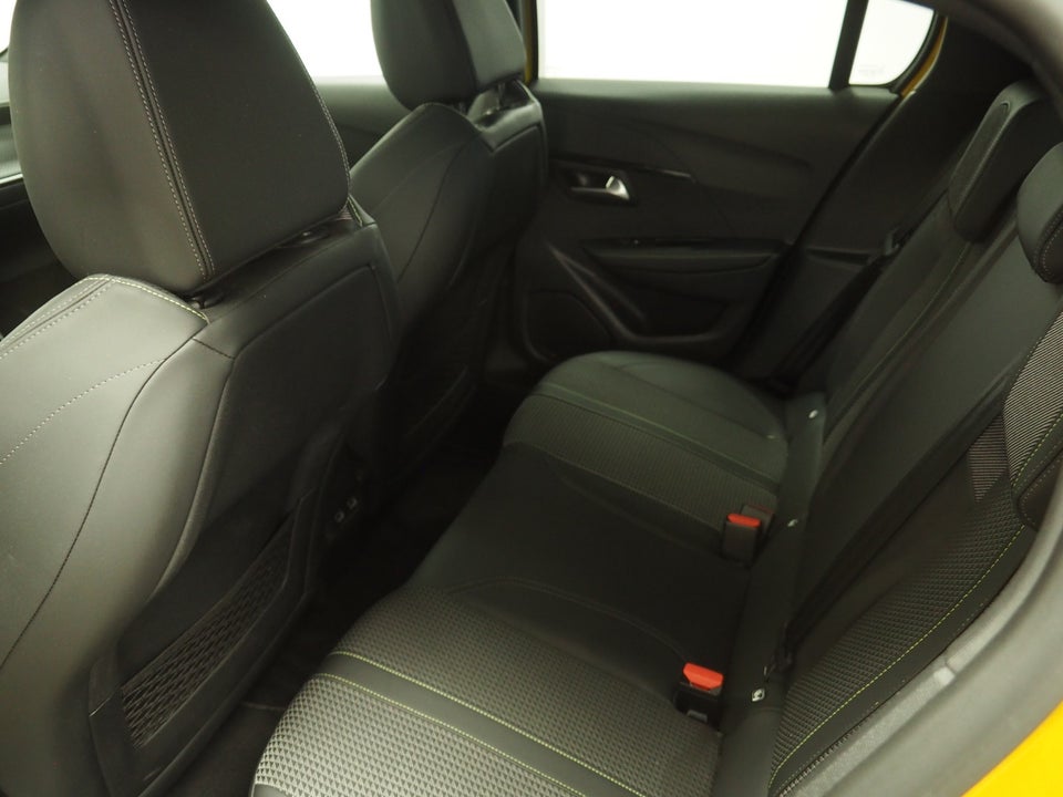 Peugeot e-208 50 GT Line 5d