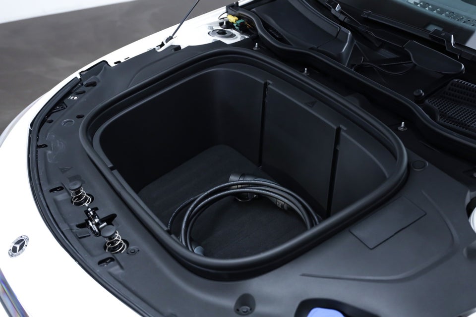 Mercedes CLA250+ EQ Progressive 4d