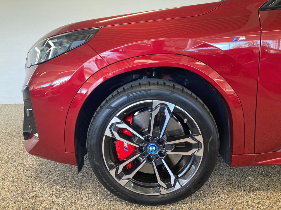 BMW iX2 xDrive30 M-Sport 5d