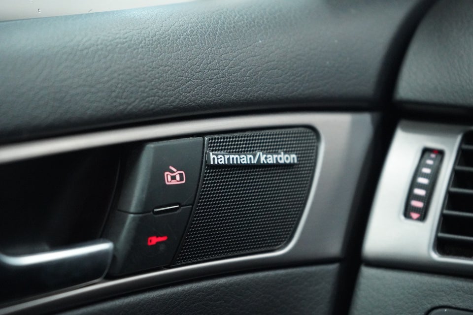 Audi A6 2,4 Multitr. 4d