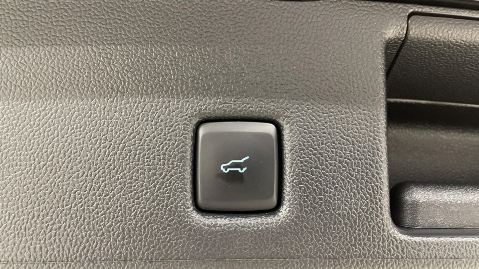 Ford Kuga 2,5 PHEV ST-Line X CVT 5d