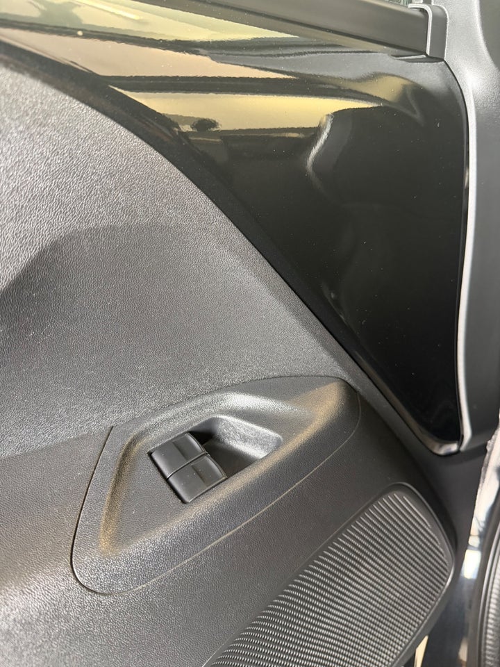 Toyota Aygo 1,0 VVT-i x-black 5d
