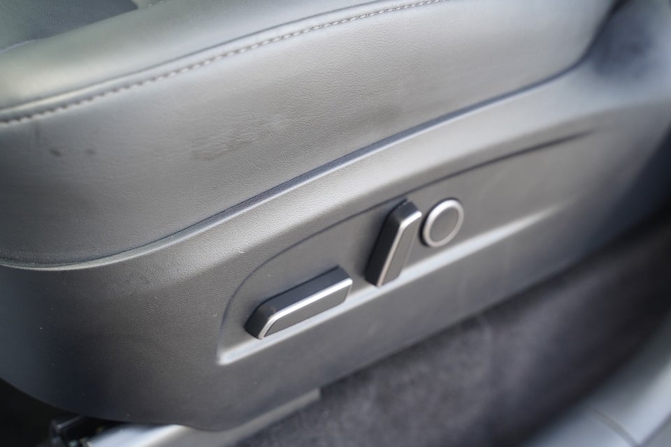 Tesla Model Y Performance AWD 5d