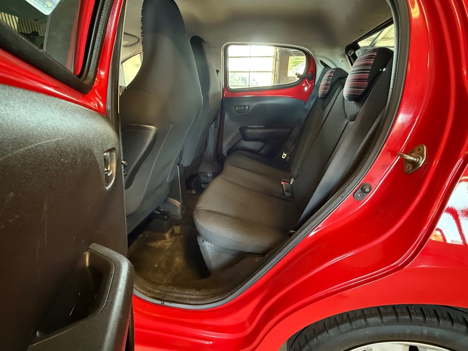 Citroën C1 1,2 PureTech Feel 5d