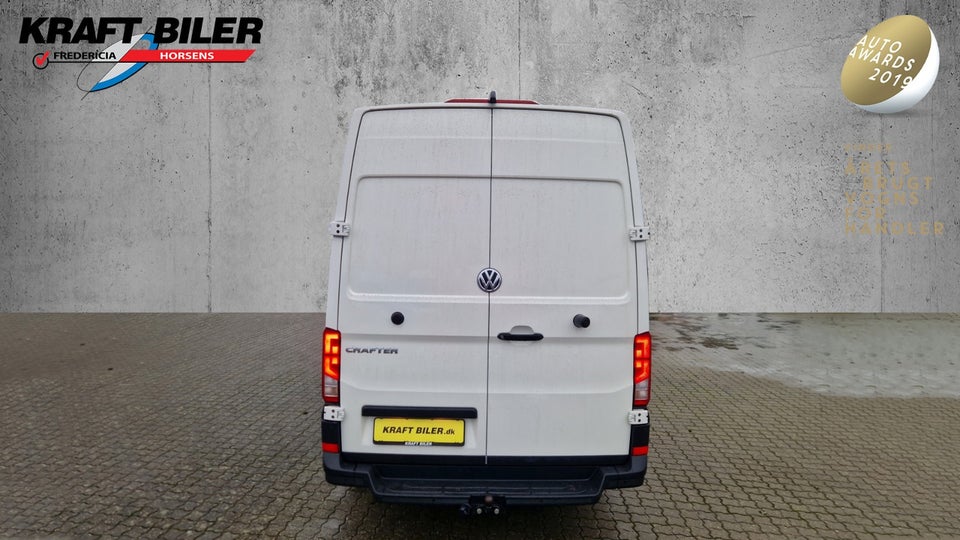 VW Crafter 35 2,0 TDi 177 Kassevogn L3H2 aut.