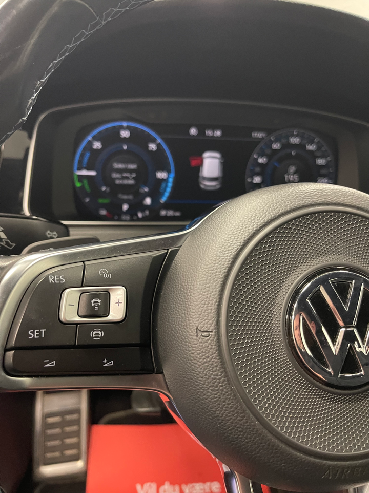 VW Golf VII 1,4 GTE DSG 5d