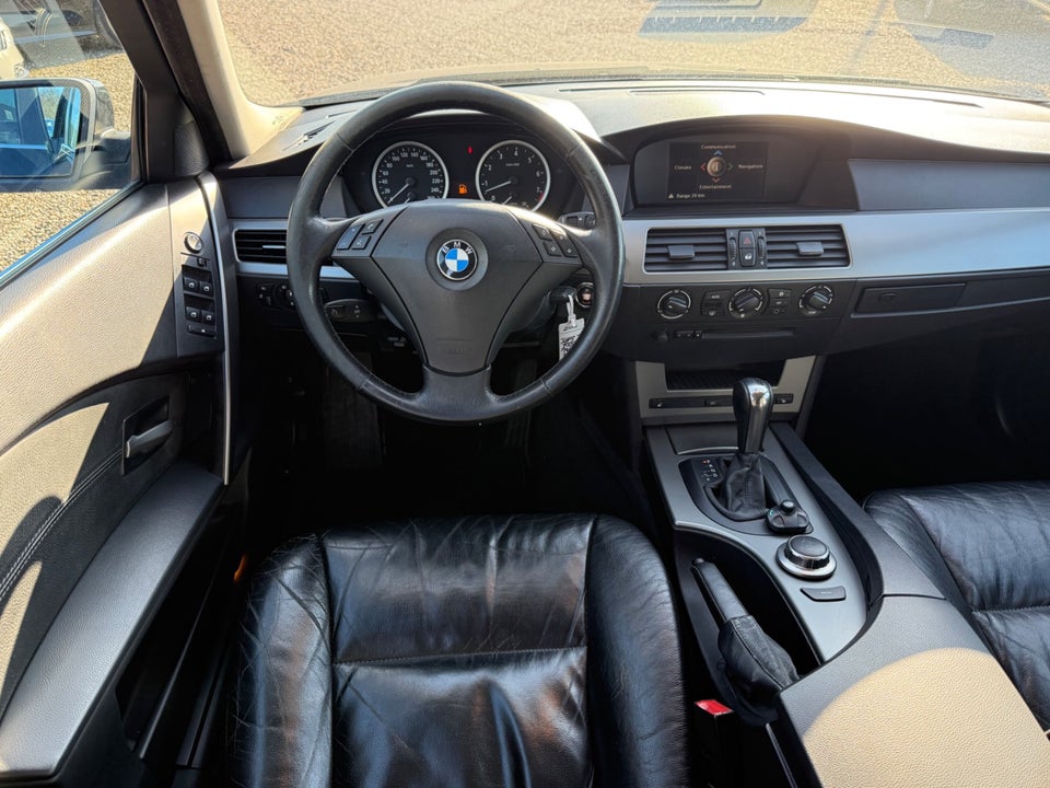 BMW 530i 3,0 Touring aut. 5d