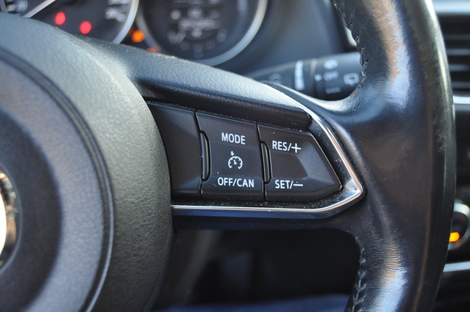 Mazda 6 2,2 SkyActiv-D 150 Core stc. aut. 5d