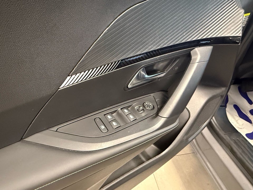 Peugeot e-2008 54 Active 5d