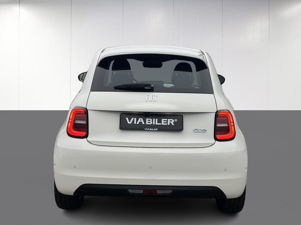 Fiat 500e 42 Icon 3+1 4d