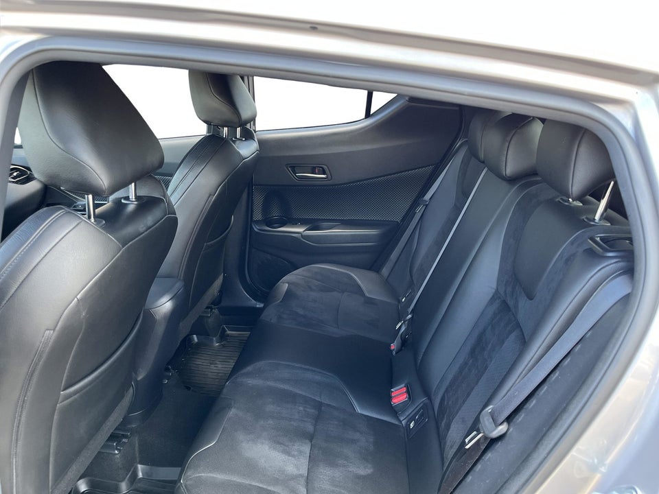 Toyota C-HR 1,8 Hybrid C-LUB Premium CVT 5d