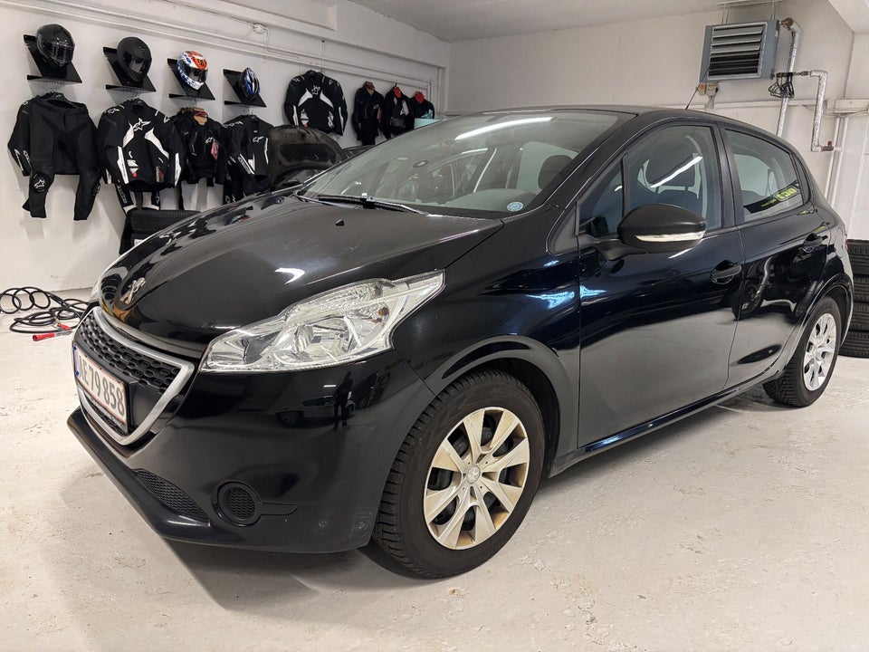 Peugeot 208 1,0 VTi Active 5d