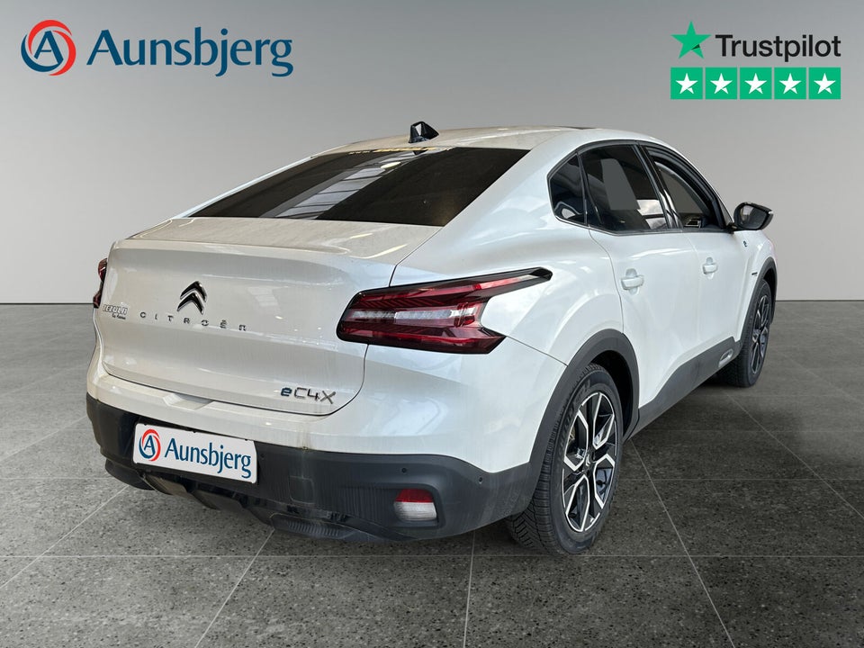 Citroën ë-C4 X 50 Shine 4d