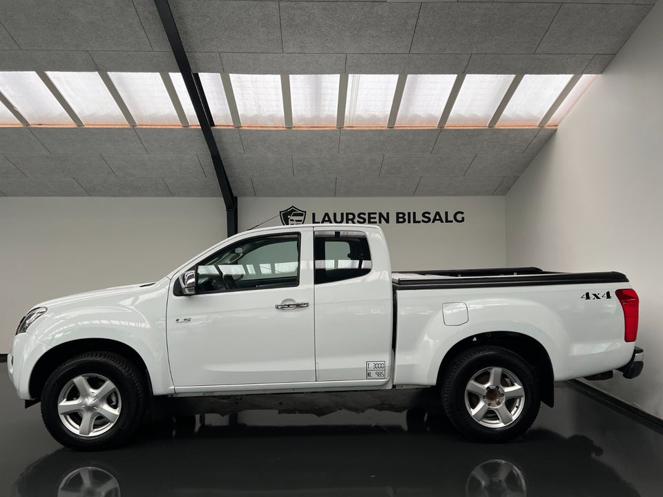 Isuzu D-Max 2,5 TD 163 Ext. Cab Premium 2d