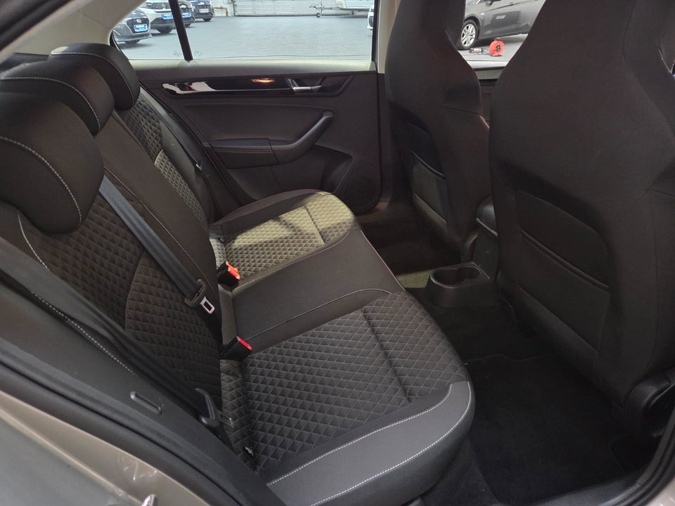 Skoda Rapid 1,4 TSi 125 Ambition DSG 5d