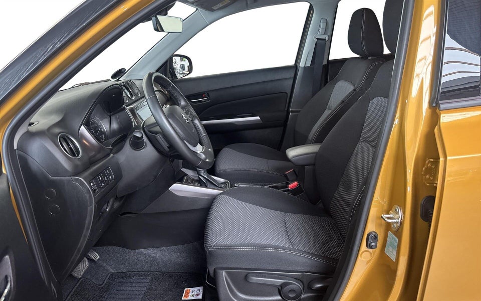 Suzuki Vitara 1,4 mHybrid Active aut. 5d